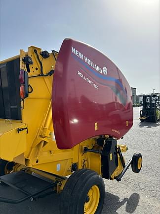 Image of New Holland RB450 equipment image 2