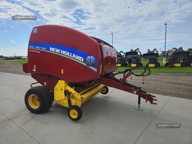 Image of New Holland RB450 equipment image 2