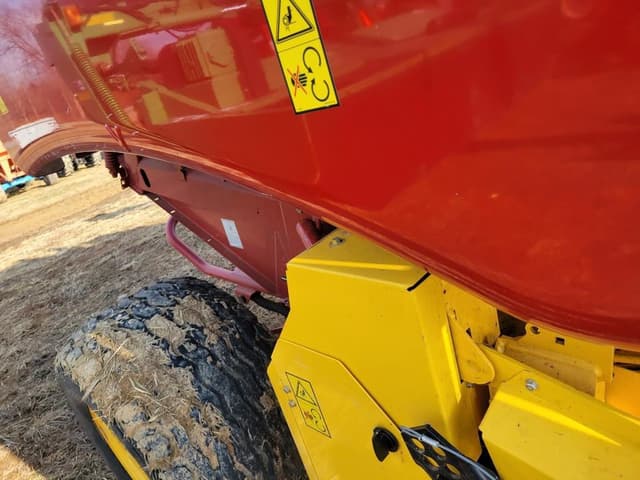 Image of New Holland RB450 equipment image 4