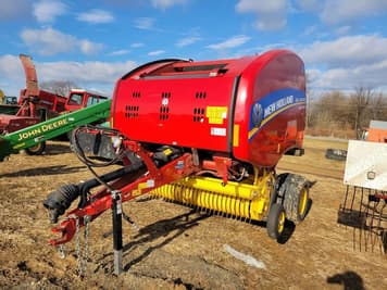 Main image New Holland RB450