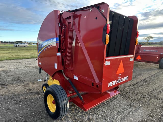 Image of New Holland RB450 Utility equipment image 4