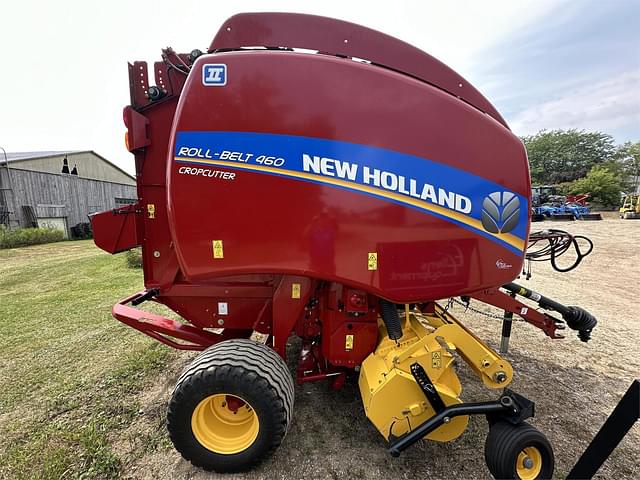 Image of New Holland RB450 CropCutter equipment image 4