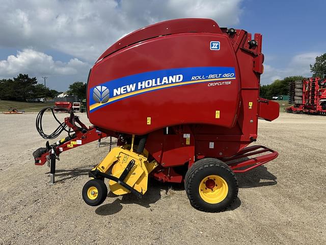 Image of New Holland RB460 CropCutter equipment image 1