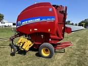 Thumbnail image New Holland RB460 CropCutter 1