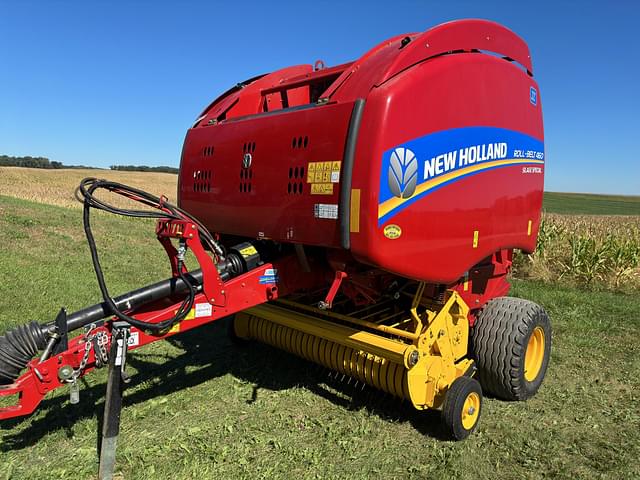 Image of New Holland 460 equipment image 1