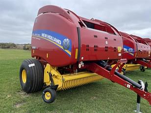Main image New Holland RB560