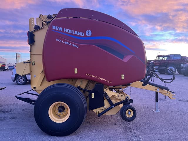 Image of New Holland RB560 equipment image 4