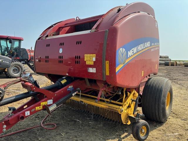 Image of New Holland RB560 Specialty Crop Plus equipment image 1