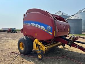 2021 New Holland RB560 Specialty Crop Plus Image
