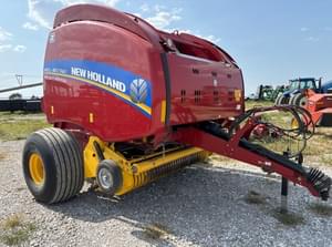 2021 New Holland RB560 Specialty Crop Plus Image