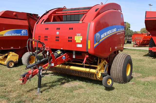 Image of New Holland RB560 Specialty Crop Plus equipment image 1