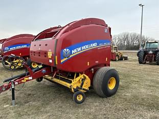2021 New Holland RB560 Specialty Crop Plus Equipment Image0