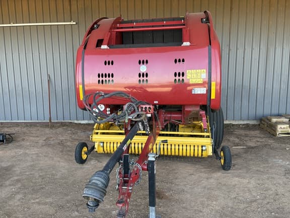 Image of New Holland RB460 equipment image 1