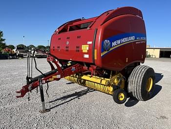 2021 New Holland RB560 Specialty Crop Plus Equipment Image0