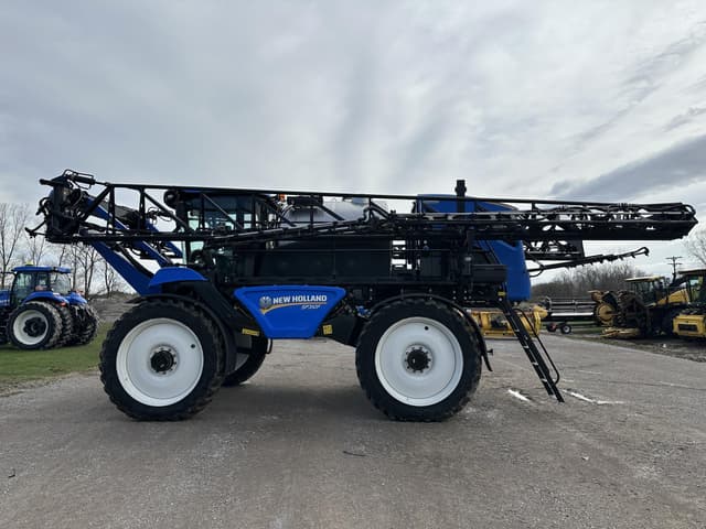 Image of New Holland SP310F equipment image 2