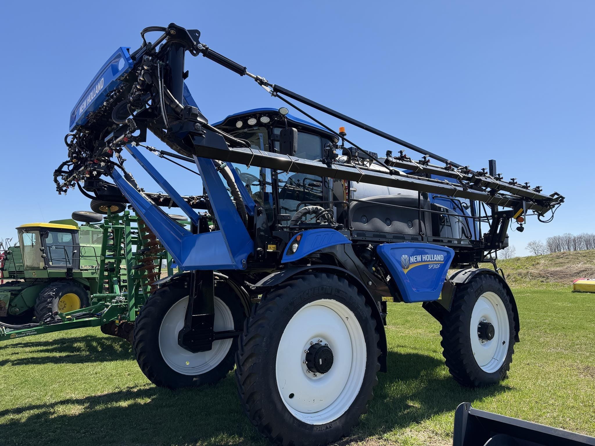2021 New Holland SP310F Equipment Image0