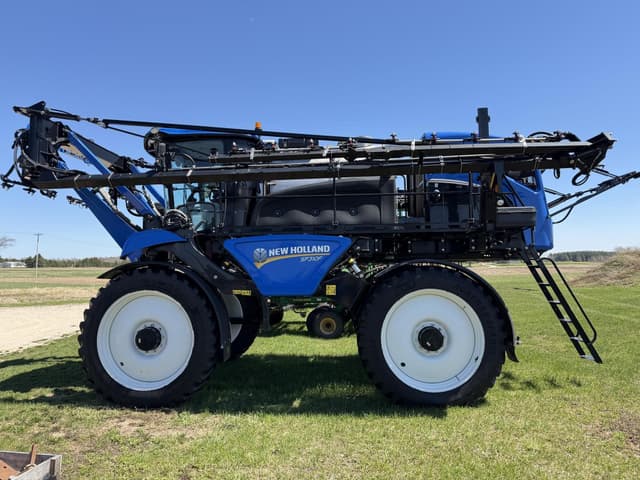 Image of New Holland SP310F equipment image 1