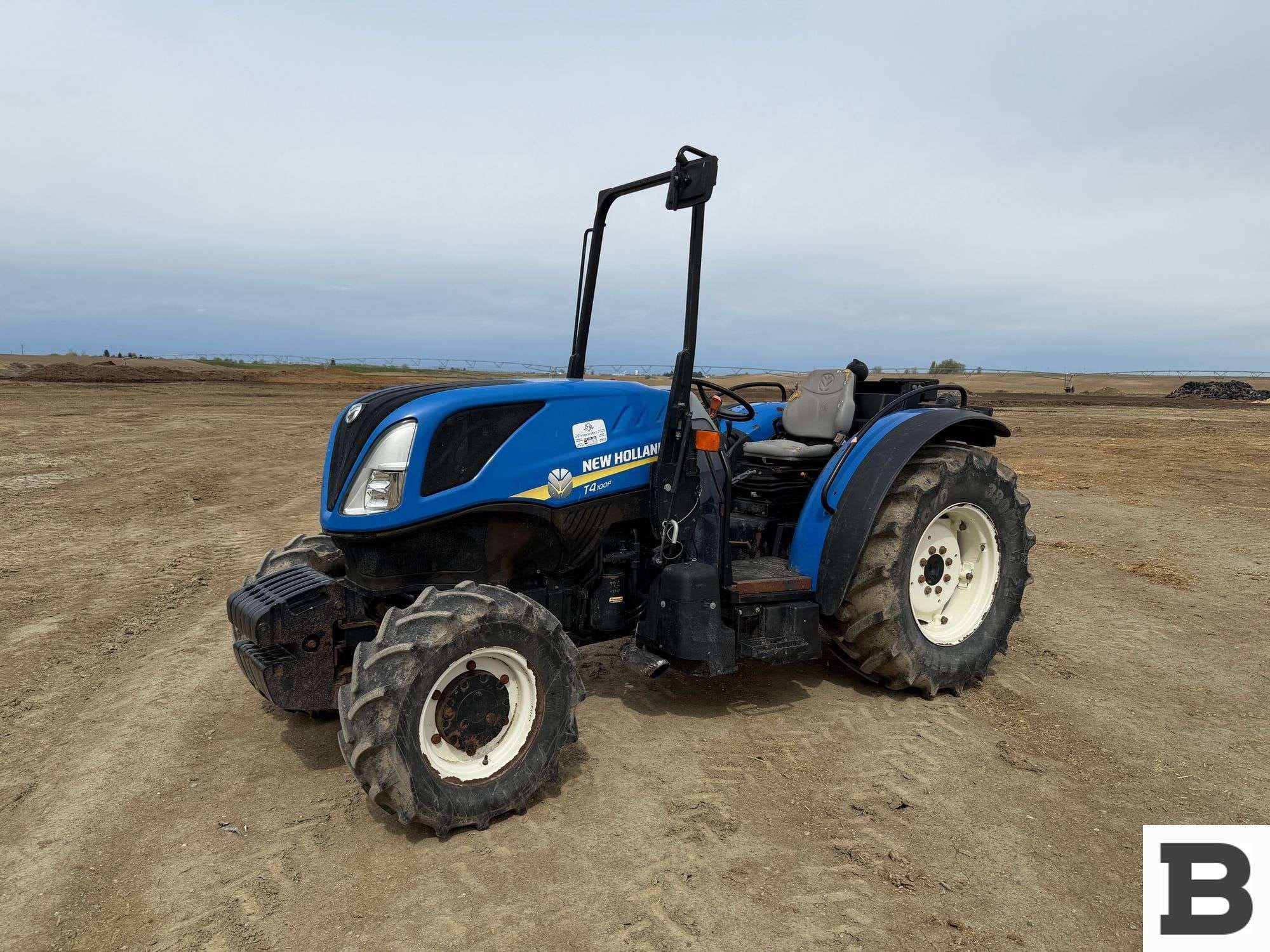 2021 New Holland T4.100 Equipment Image0