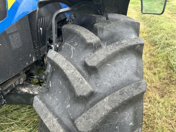 Image of New Holland T5.120 equipment image 2
