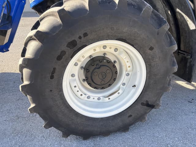 Image of New Holland T5.140 equipment image 2