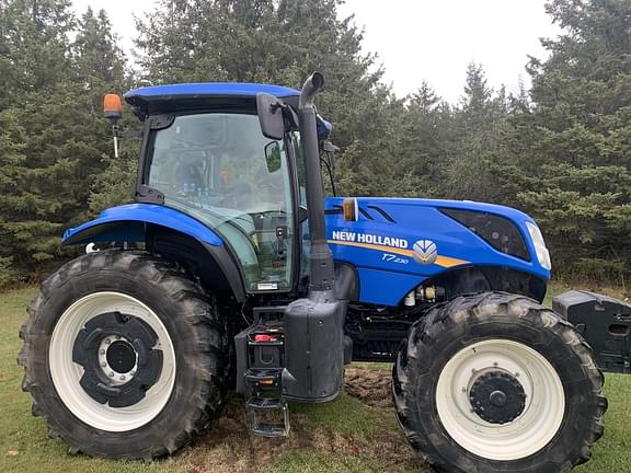 Image of New Holland T7.230 equipment image 1