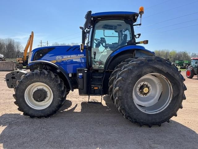Image of New Holland T7.260 equipment image 4