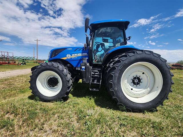 Image of New Holland T7.270 equipment image 3