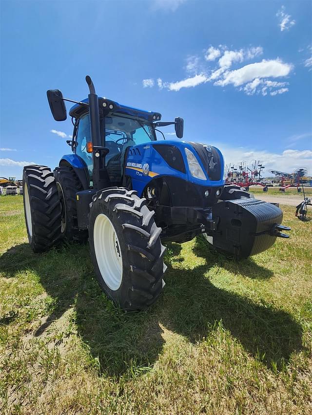 Image of New Holland T7.270 equipment image 1