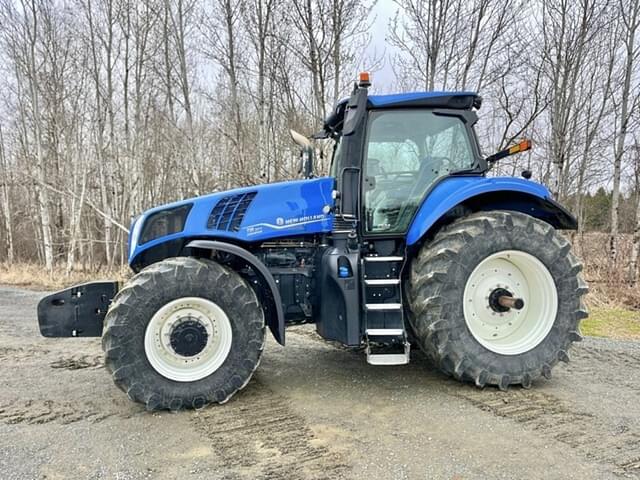 Image of New Holland T8.320 equipment image 2