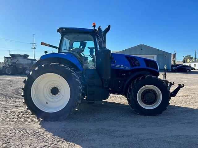 Image of New Holland T8.380 equipment image 3