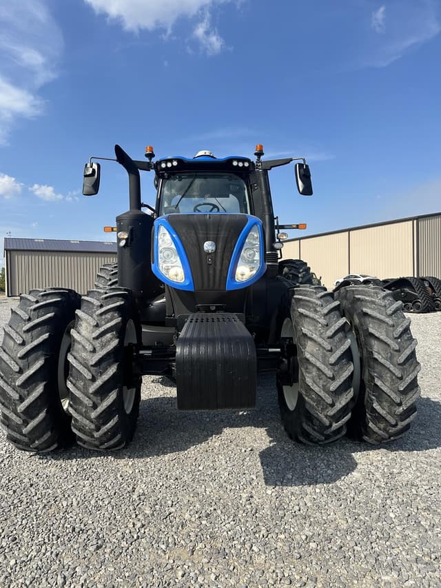 Image of New Holland T8.410 equipment image 2