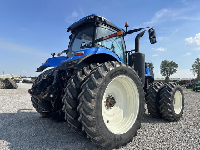 Image of New Holland T8.410 equipment image 3