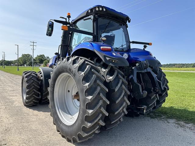 Image of New Holland T8.410 equipment image 3