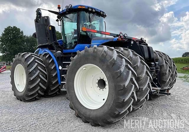 Image of New Holland T9.565 equipment image 2