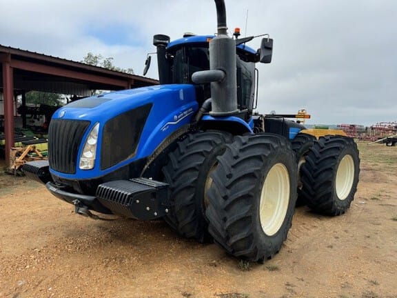 2021 New Holland T9.645 Equipment Image0
