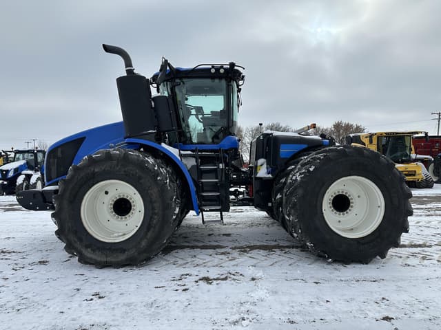 Image of New Holland T9.700 equipment image 1