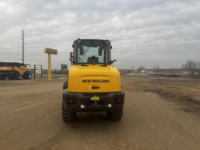Image of New Holland W80C equipment image 3