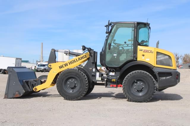 Image of New Holland W80C equipment image 3