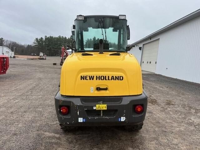 Image of New Holland W80C equipment image 3