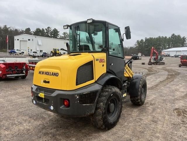 Image of New Holland W80C equipment image 2