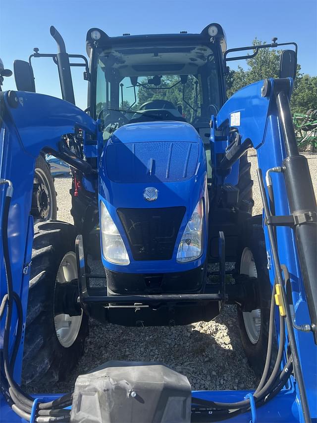 Image of New Holland Workmaster 105 equipment image 4
