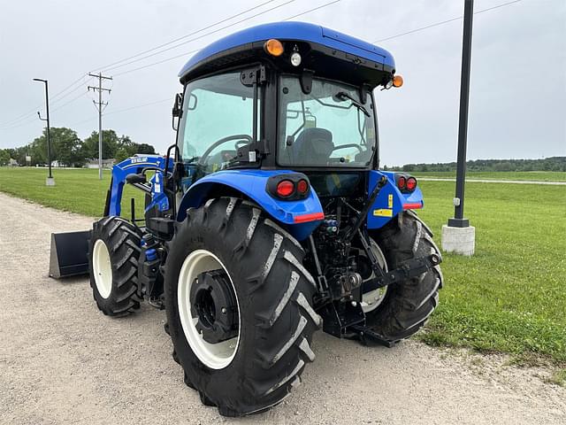 Image of New Holland Workmaster 105 equipment image 2