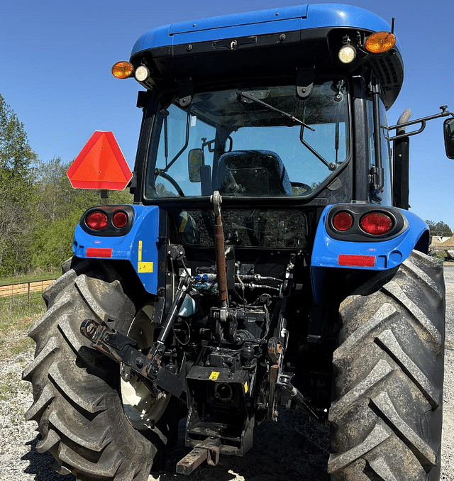 Image of New Holland Workmaster 105 equipment image 4