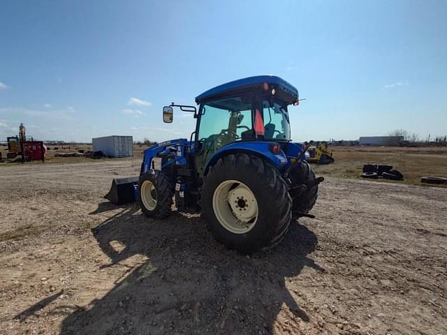 Image of New Holland Workmaster 105 equipment image 2