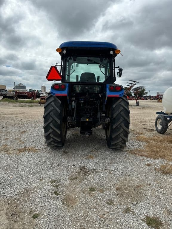 Image of New Holland Workmaster 120 equipment image 2