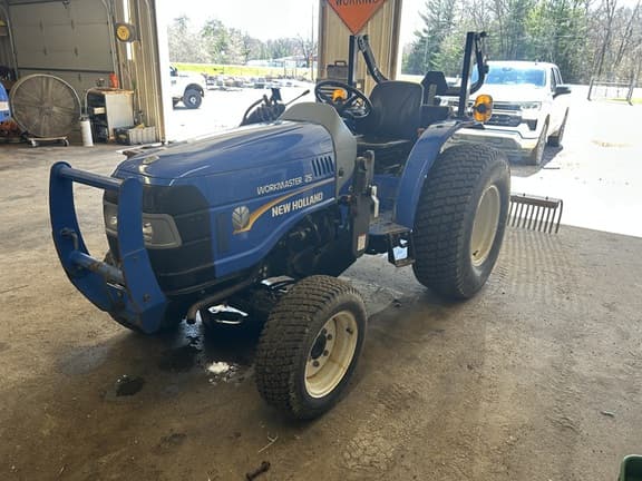 Image of New Holland Workmaster 25 equipment image 2
