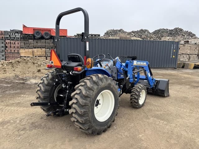 Image of New Holland Workmaster 25 equipment image 2