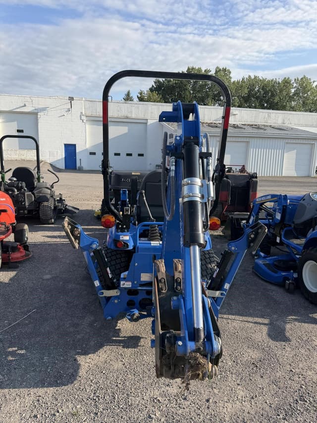 Image of New Holland Workmaster 25S equipment image 4