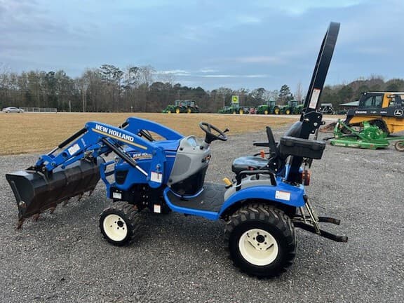 Image of New Holland Workmaster 25S equipment image 3