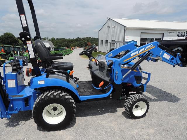 Image of New Holland Workmaster 25S equipment image 3